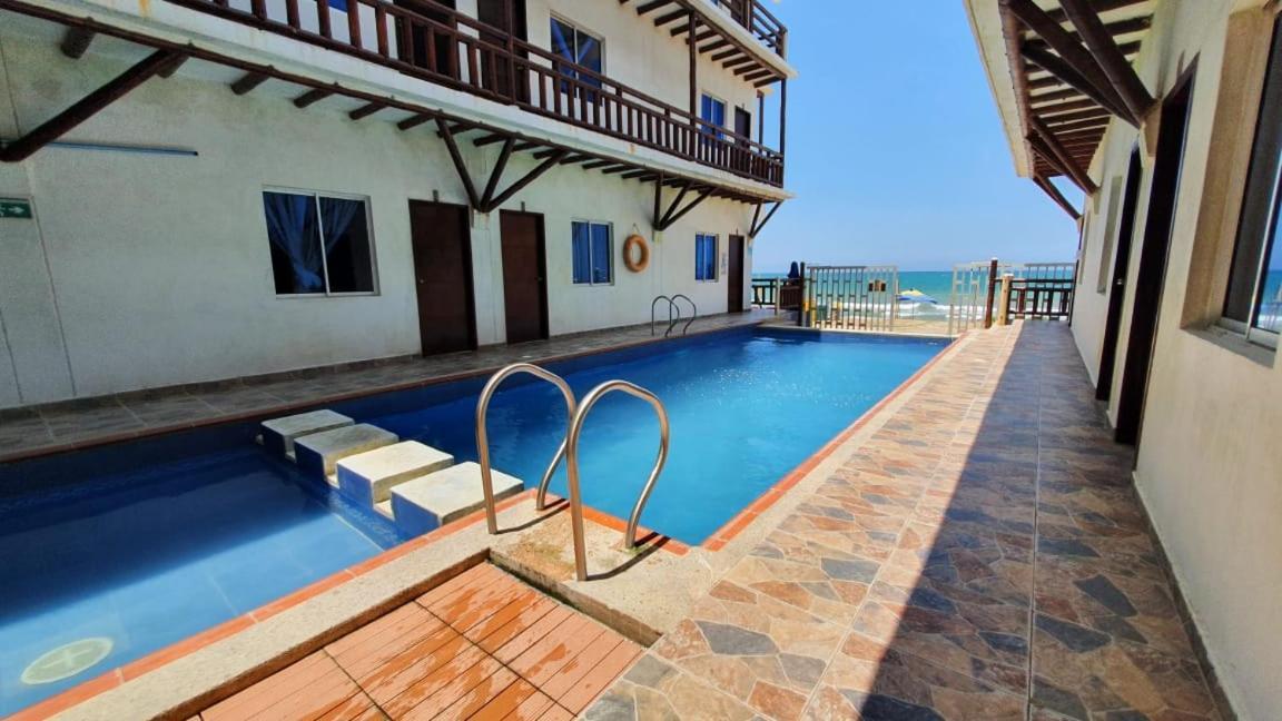 Hotel Juanmar Juan de Acosta 外观 照片