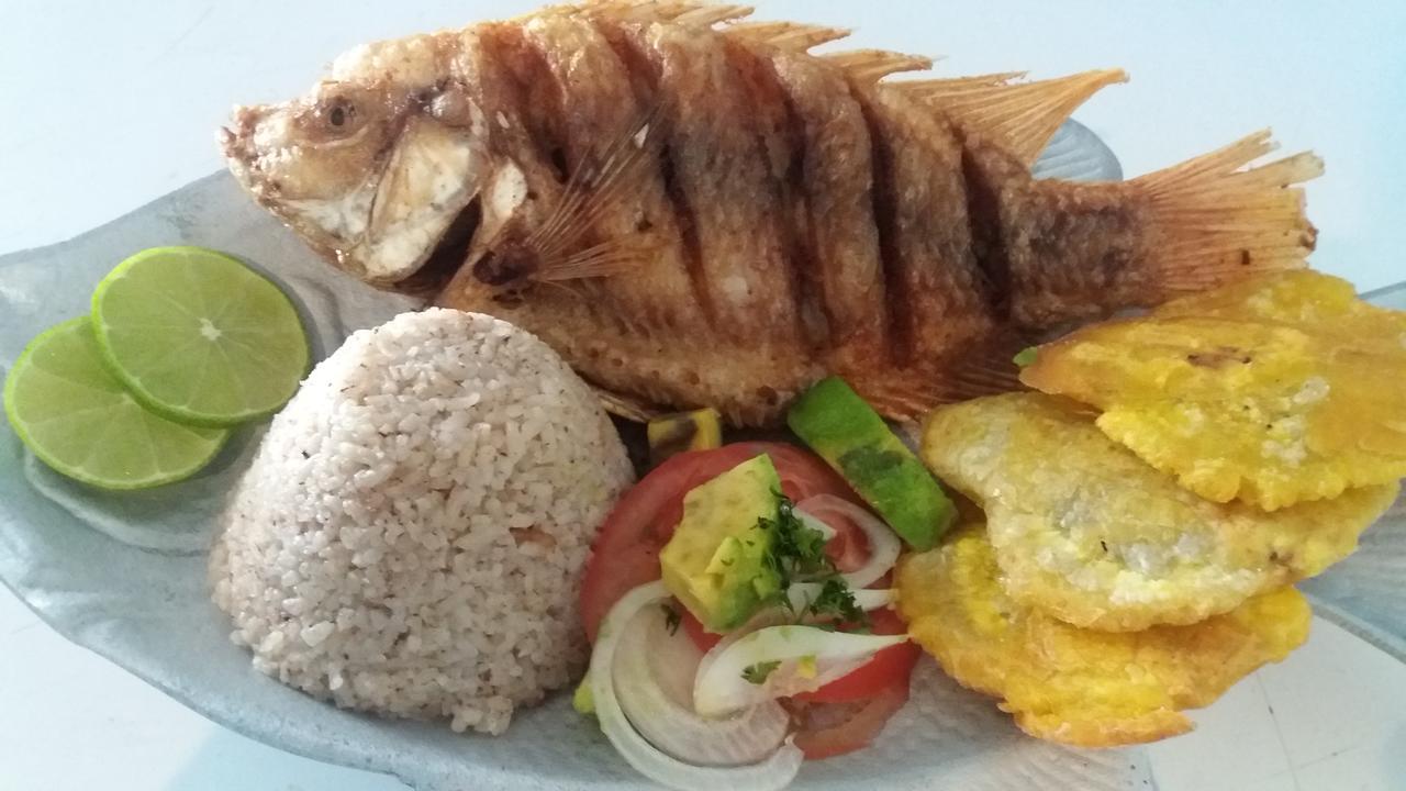 Hotel Juanmar Juan de Acosta 外观 照片